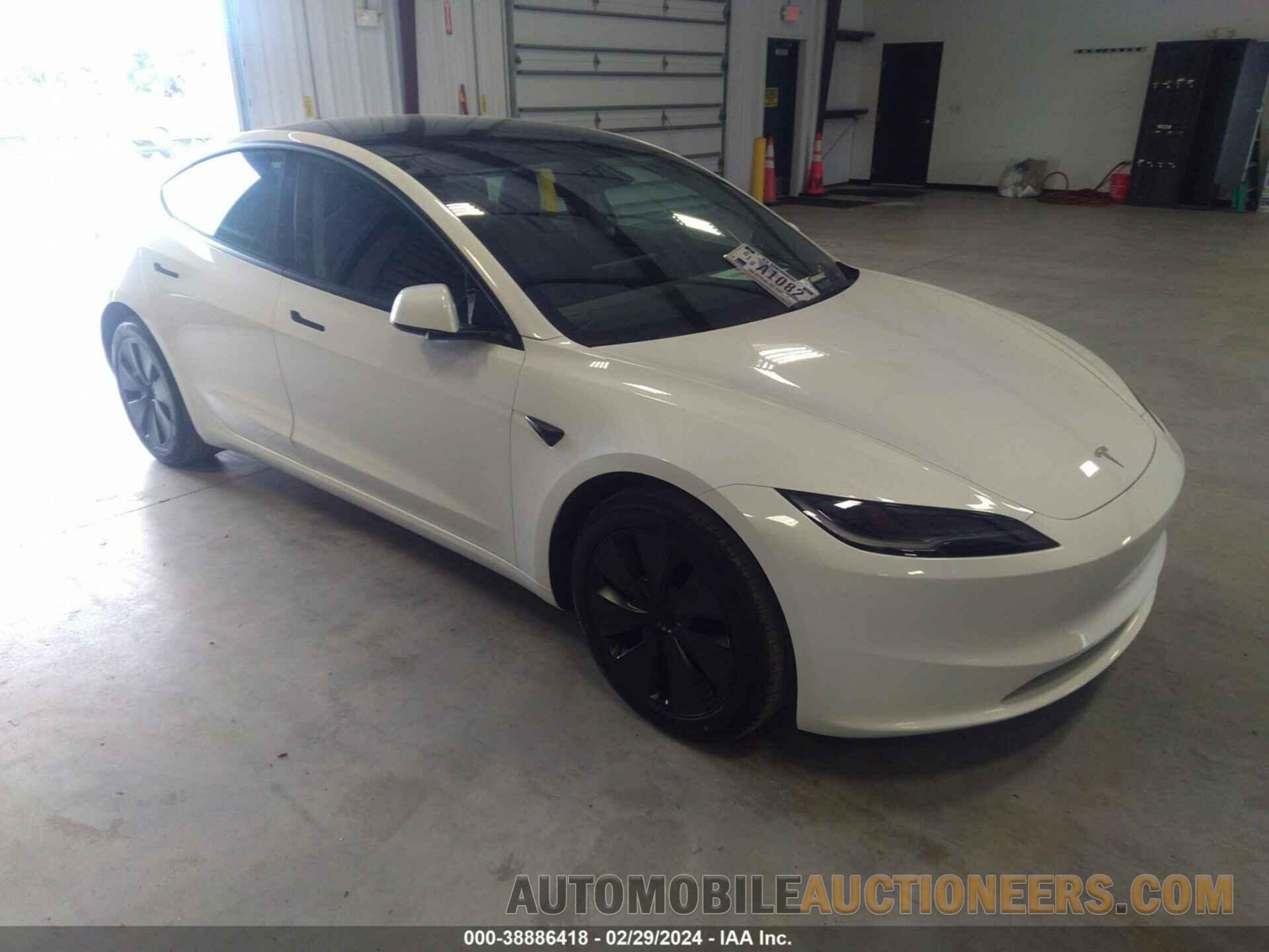 5YJ3E1EA4RF722382 TESLA MODEL 3 2024