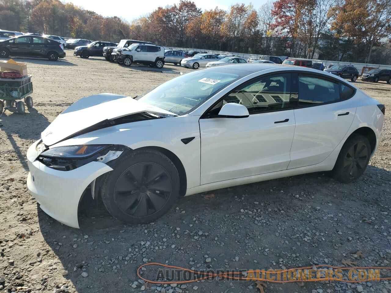 5YJ3E1EA4RF746763 TESLA MODEL 3 2024