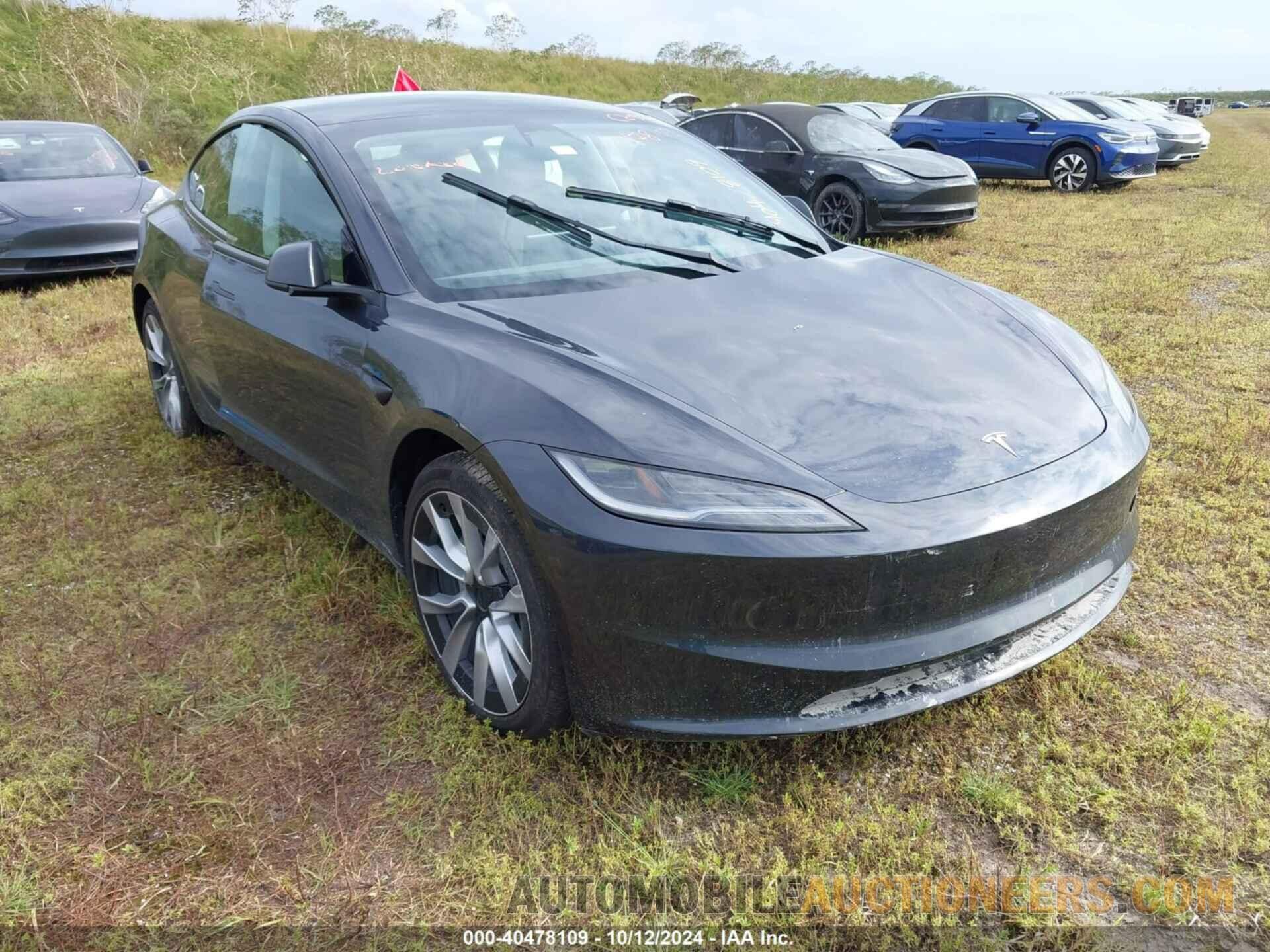 5YJ3E1EA4RF765975 TESLA MODEL 3 2024