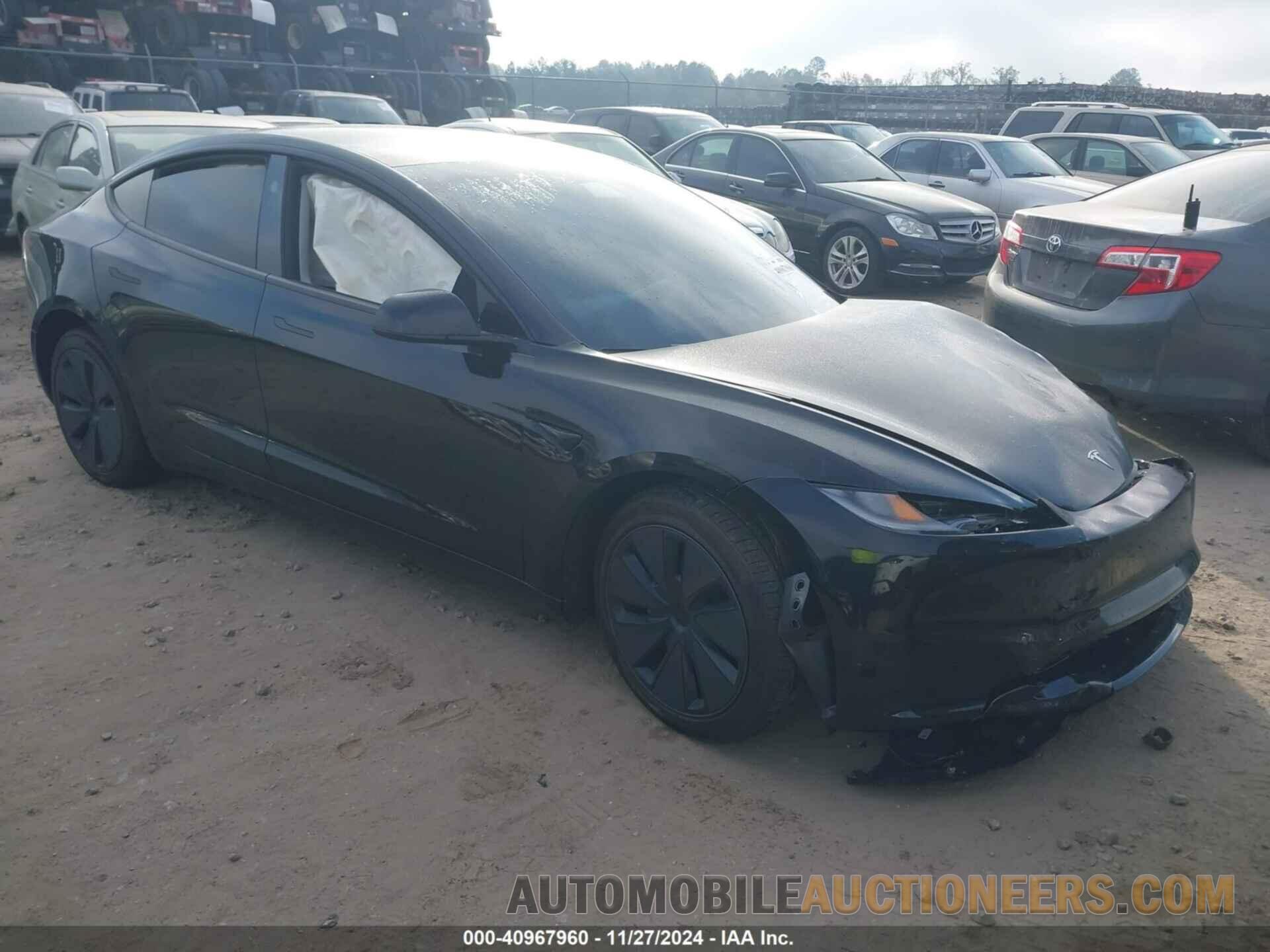 5YJ3E1EA4RF835779 TESLA MODEL 3 2024