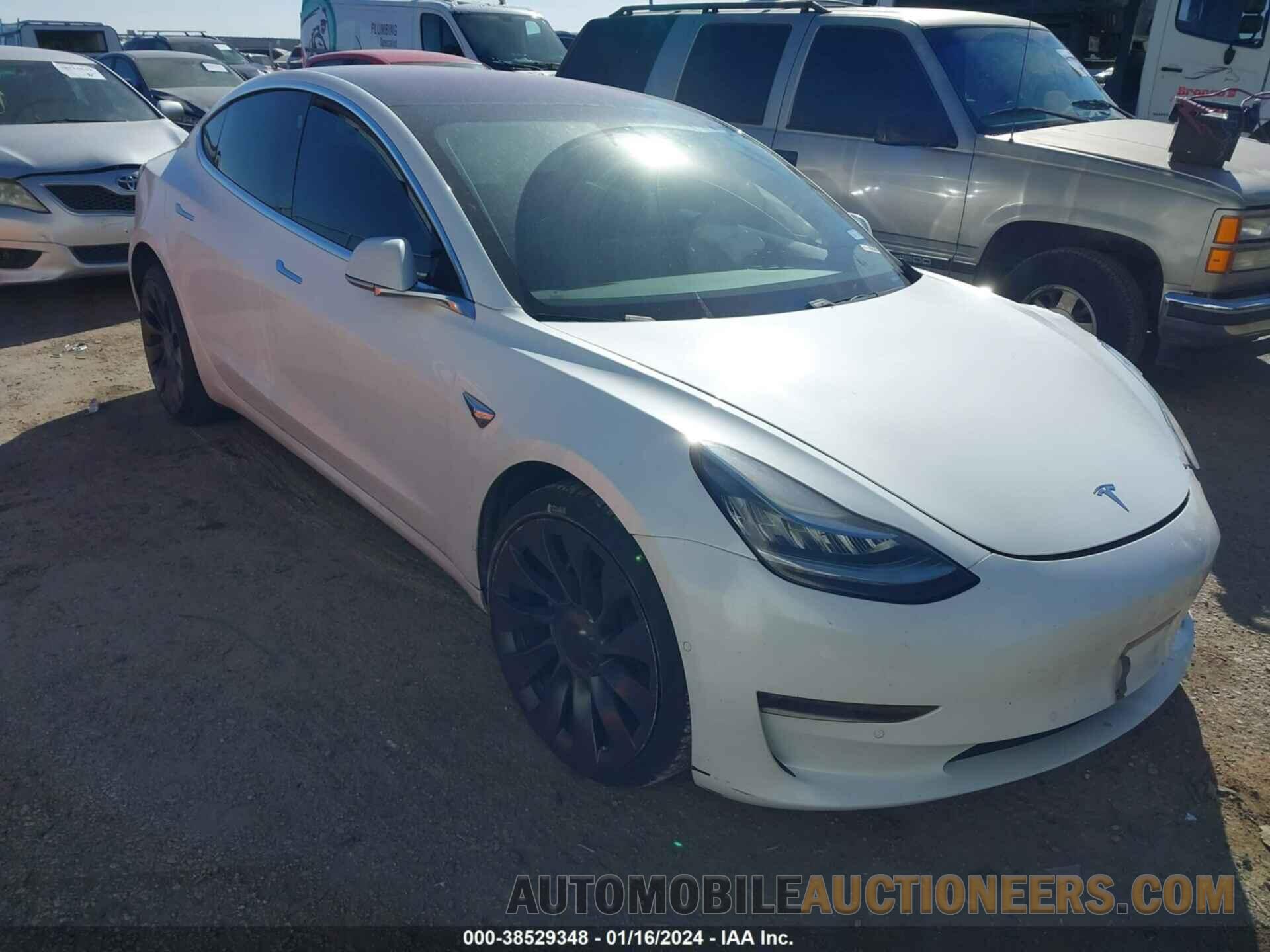 5YJ3E1EA5JF010628 TESLA MODEL 3 2018