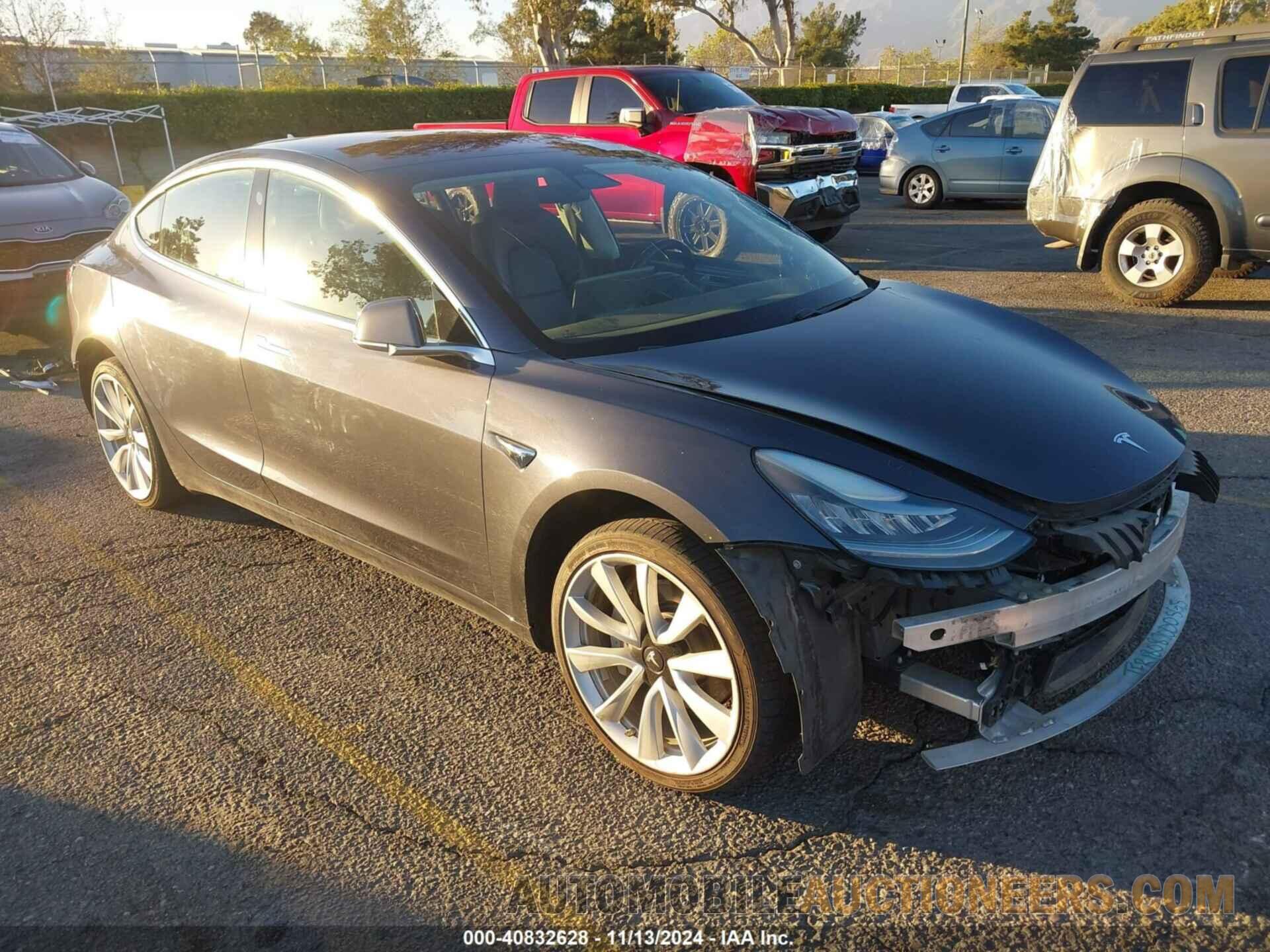 5YJ3E1EA5JF010774 TESLA MODEL 3 2018