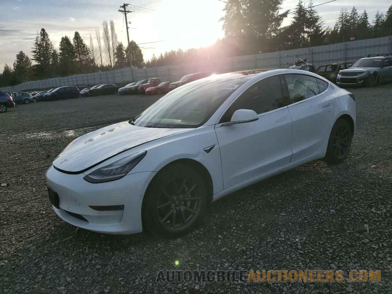 5YJ3E1EA5JF017384 TESLA MODEL 3 2018