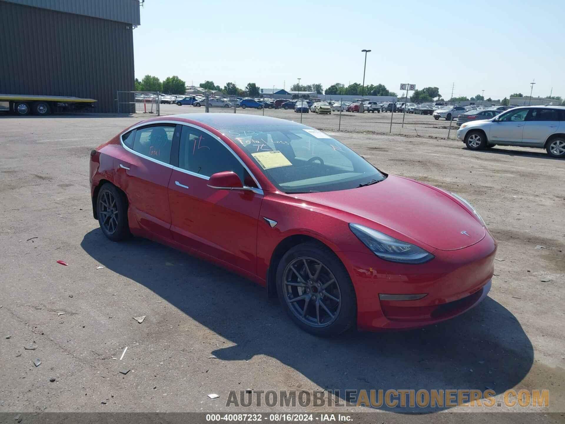 5YJ3E1EA5JF032452 TESLA MODEL 3 2018