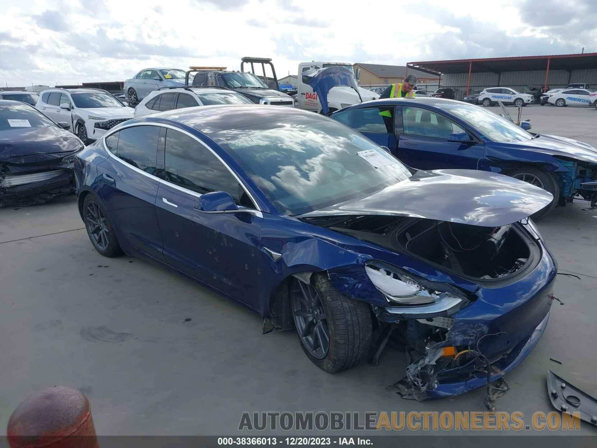 5YJ3E1EA5JF032564 TESLA MODEL 3 2018