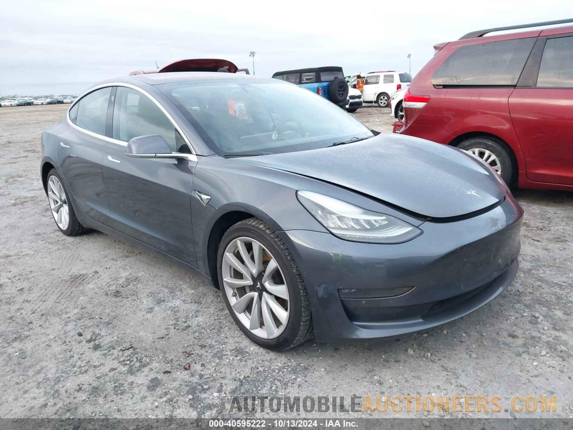 5YJ3E1EA5JF033245 TESLA MODEL 3 2018