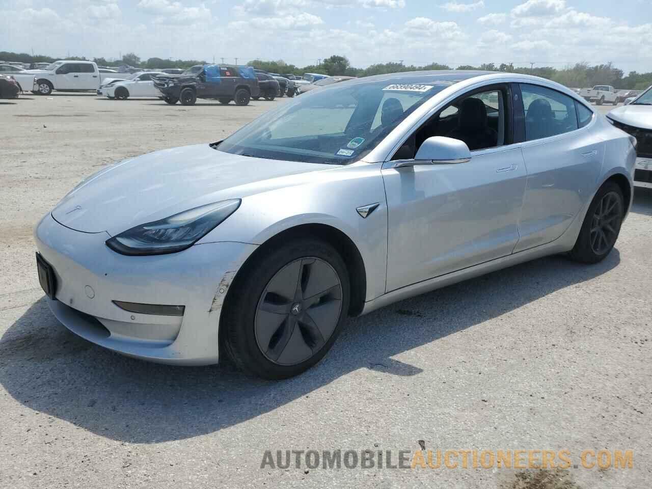 5YJ3E1EA5JF034718 TESLA MODEL 3 2018