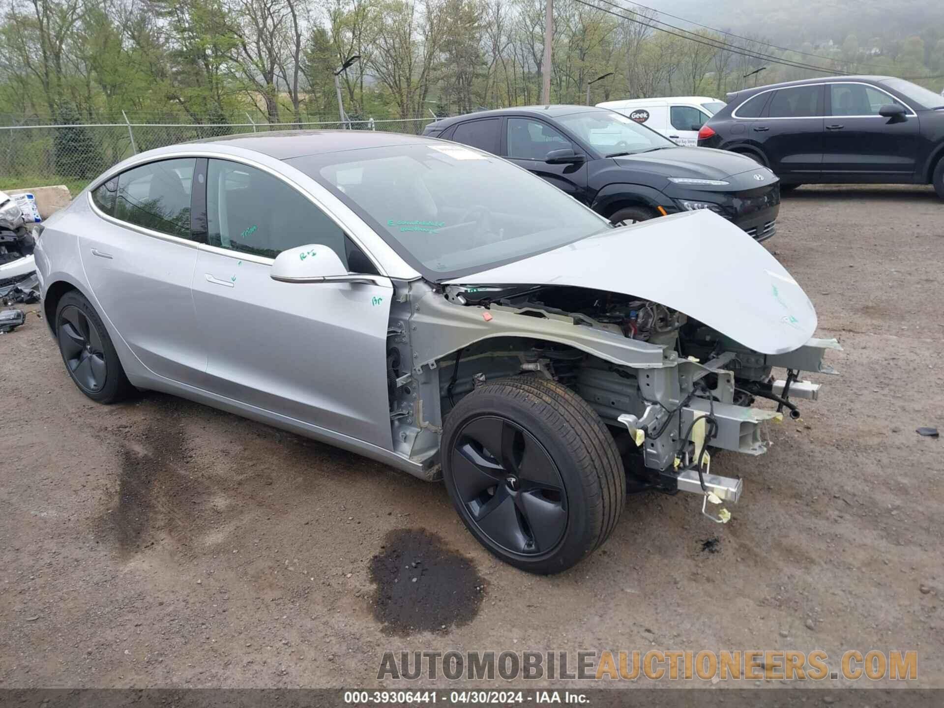 5YJ3E1EA5JF037473 TESLA MODEL 3 2018