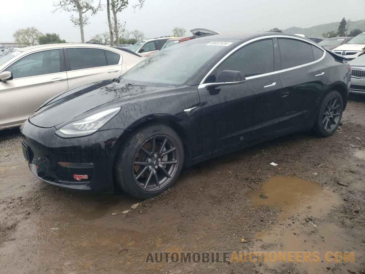 5YJ3E1EA5JF038865 TESLA MODEL 3 2018