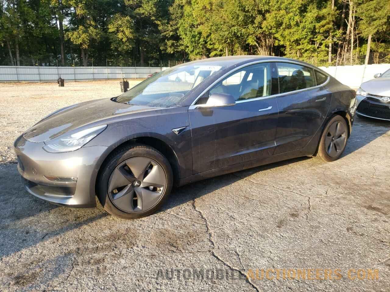 5YJ3E1EA5JF039644 TESLA MODEL 3 2018