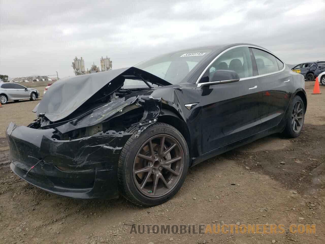 5YJ3E1EA5JF040048 TESLA MODEL 3 2018