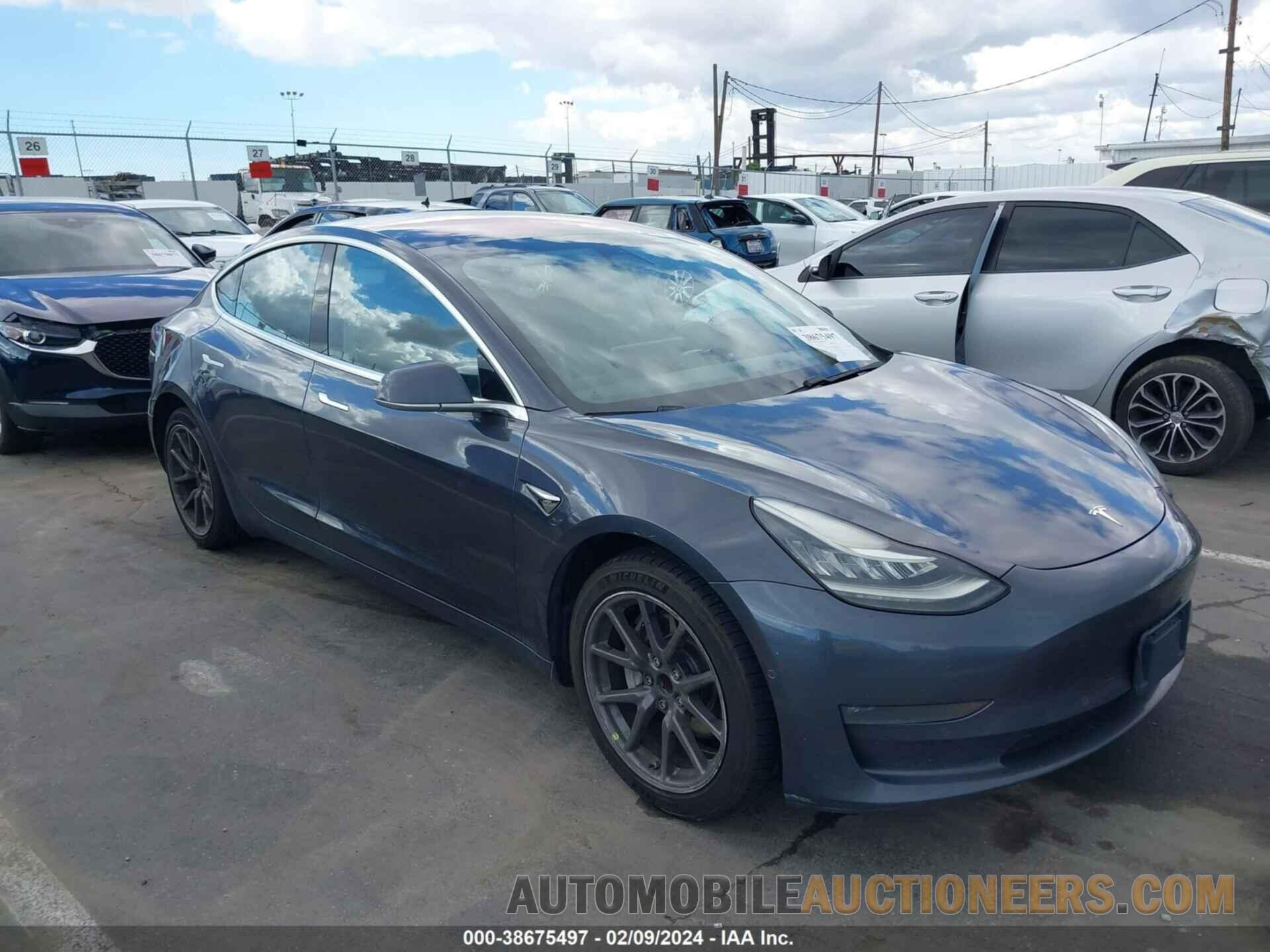 5YJ3E1EA5JF056749 TESLA MODEL 3 2018