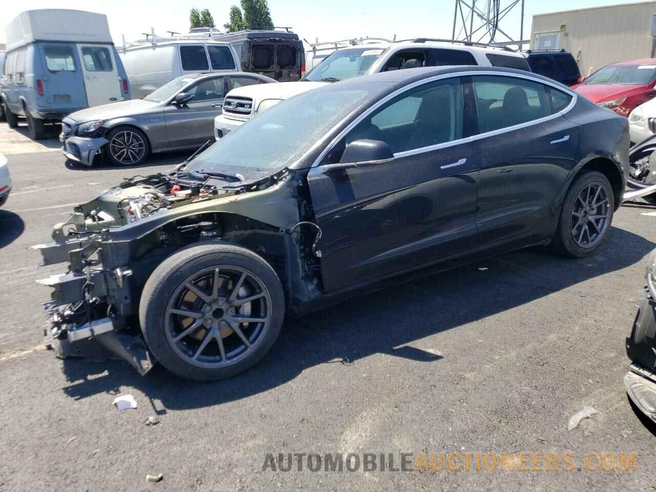 5YJ3E1EA5JF070439 TESLA MODEL 3 2018