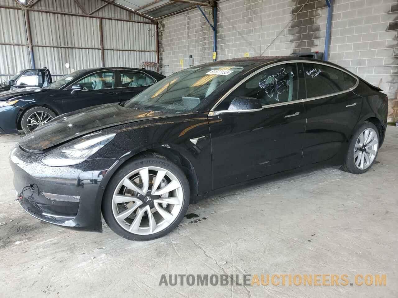 5YJ3E1EA5JF071025 TESLA MODEL 3 2018