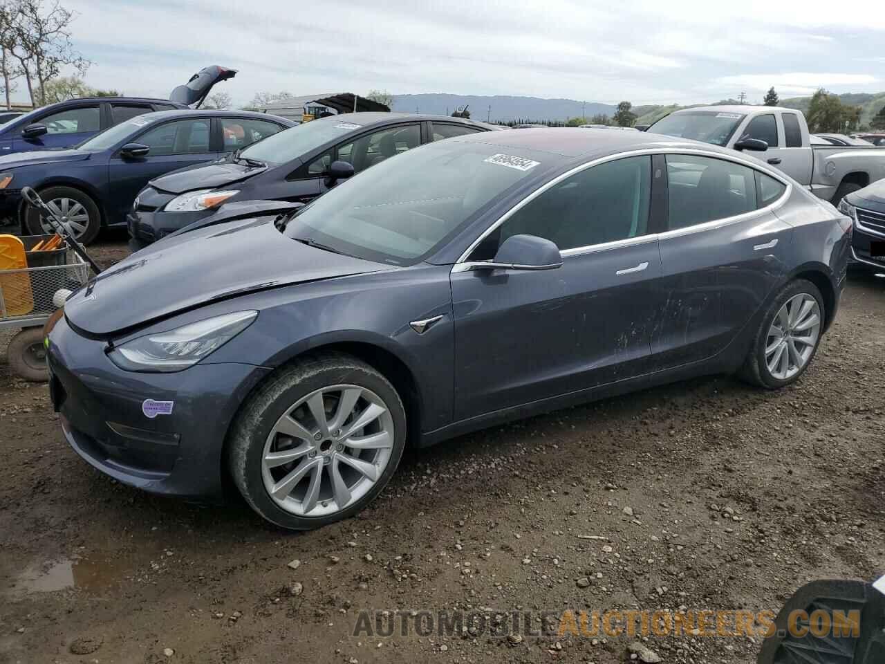 5YJ3E1EA5JF163512 TESLA MODEL 3 2018