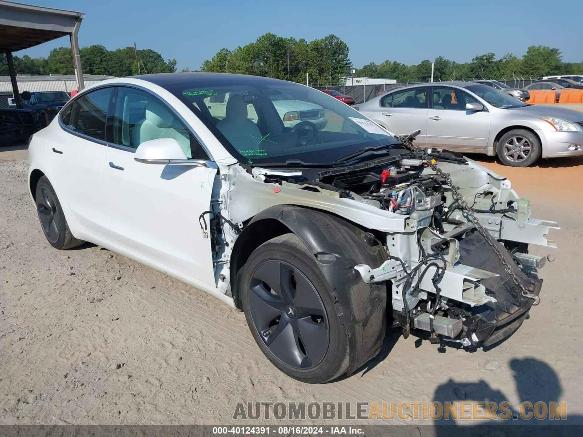 5YJ3E1EA5JF168533 TESLA MODEL 3 2018