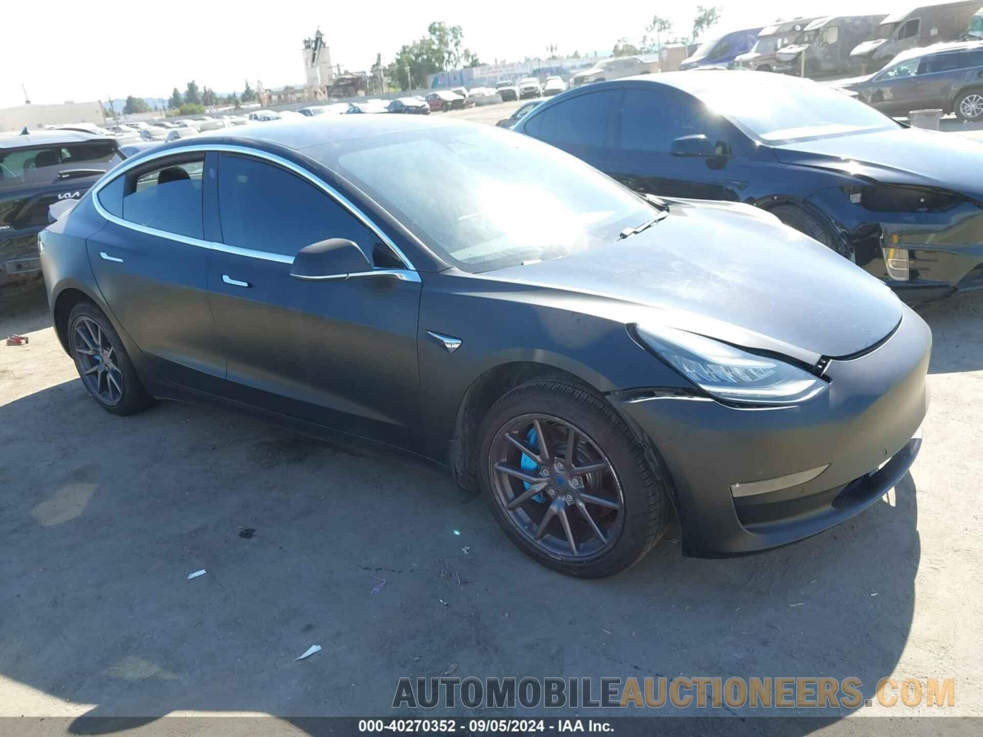 5YJ3E1EA5JF172047 TESLA MODEL 3 2018