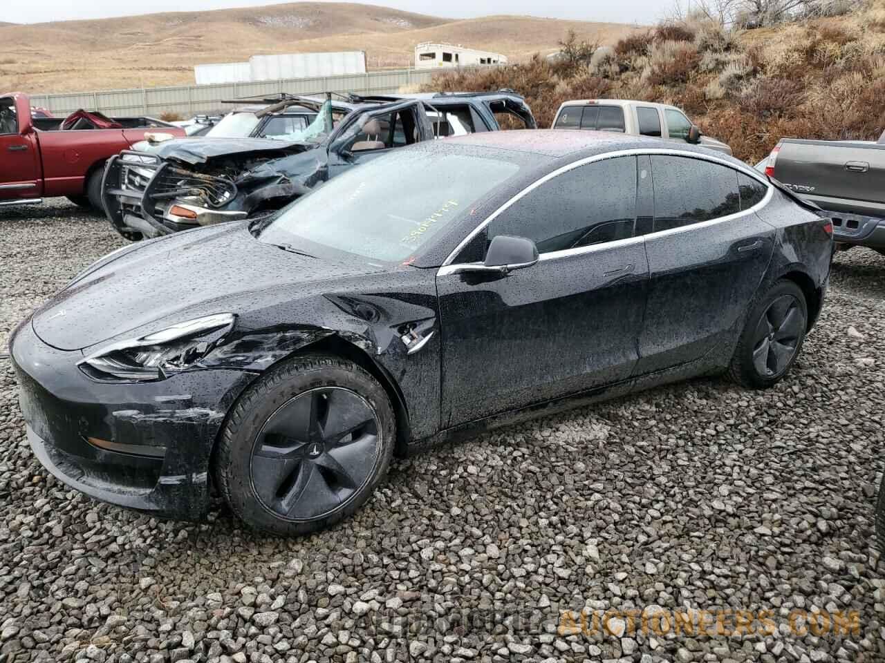 5YJ3E1EA5JF173215 TESLA MODEL 3 2018