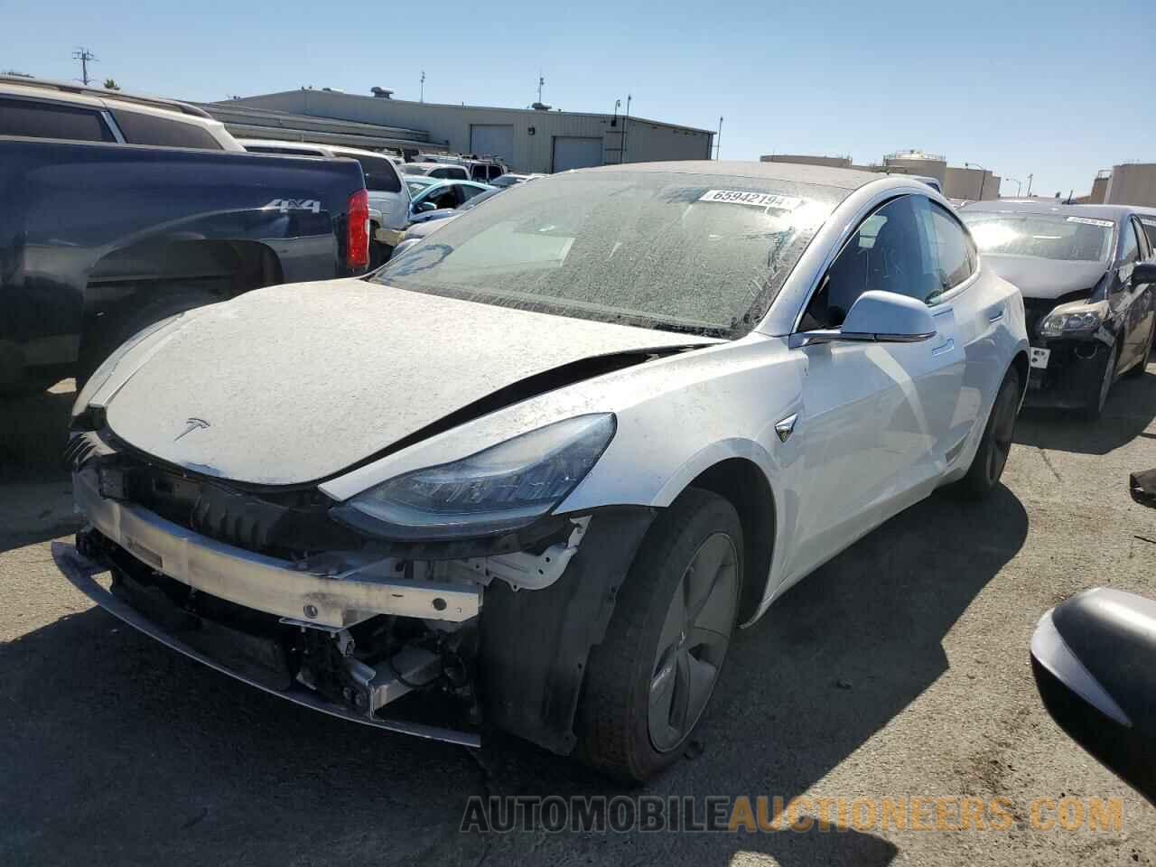 5YJ3E1EA5KF310106 TESLA MODEL 3 2019