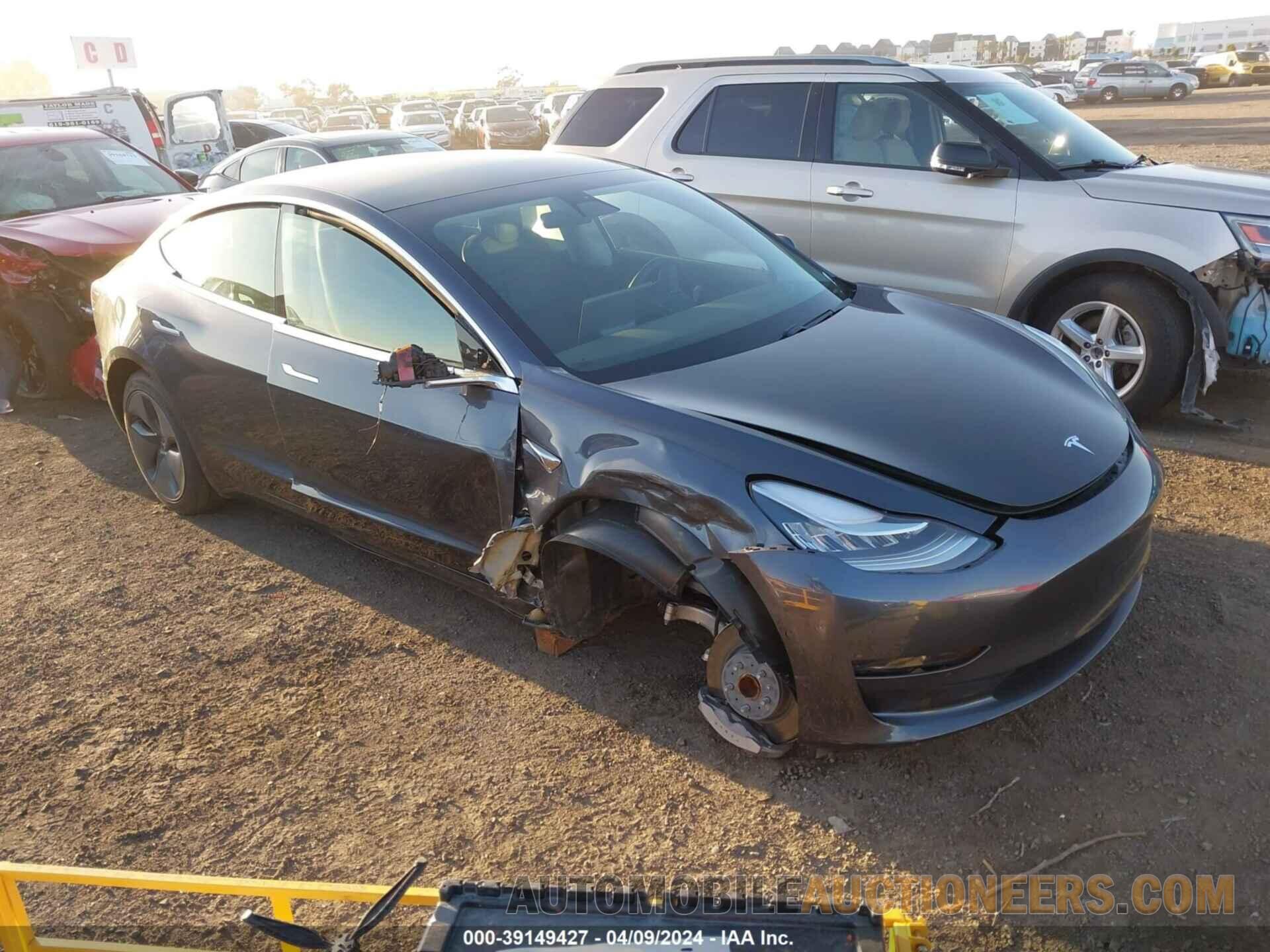 5YJ3E1EA5KF317136 TESLA MODEL 3 2019