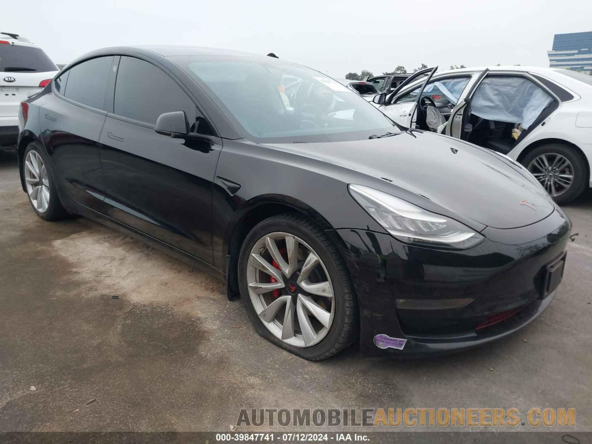 5YJ3E1EA5KF330999 TESLA MODEL 3 2019