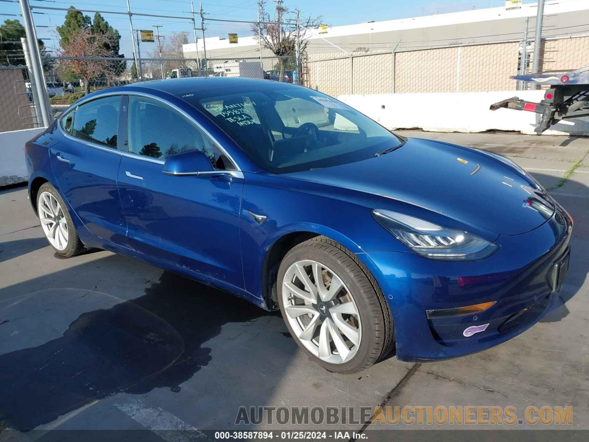 5YJ3E1EA5KF332011 TESLA MODEL 3 2019