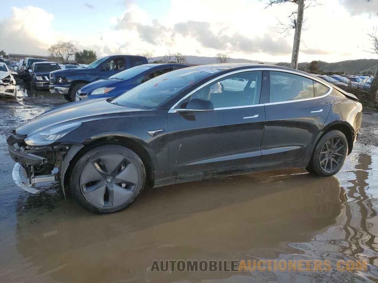 5YJ3E1EA5KF397909 TESLA MODEL 3 2019