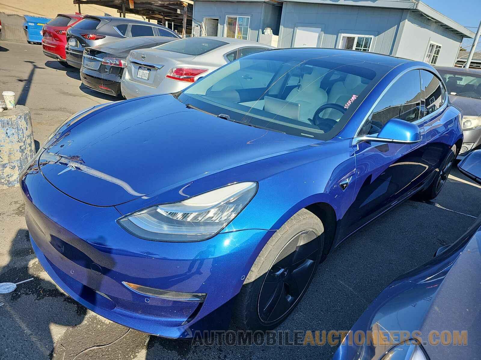 5YJ3E1EA5KF431749 Tesla Model 3 2019