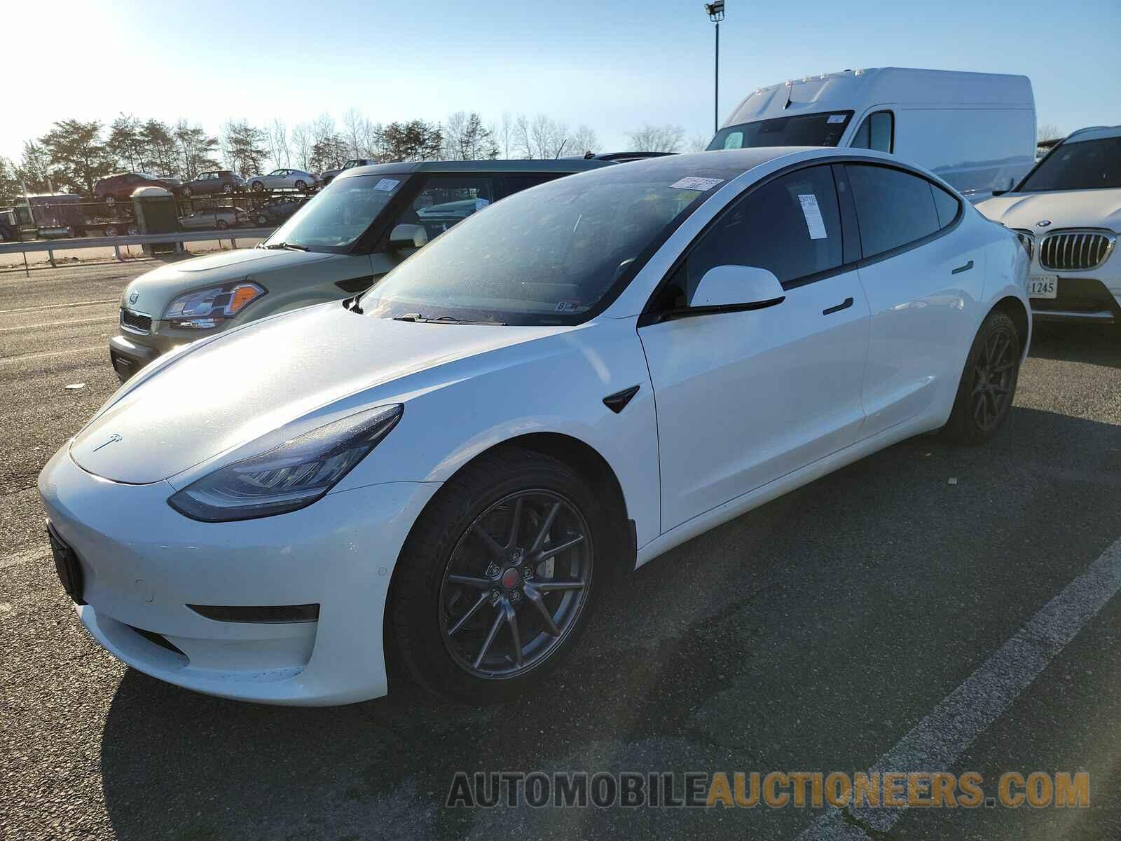 5YJ3E1EA5LF632942 Tesla Model 3 2020