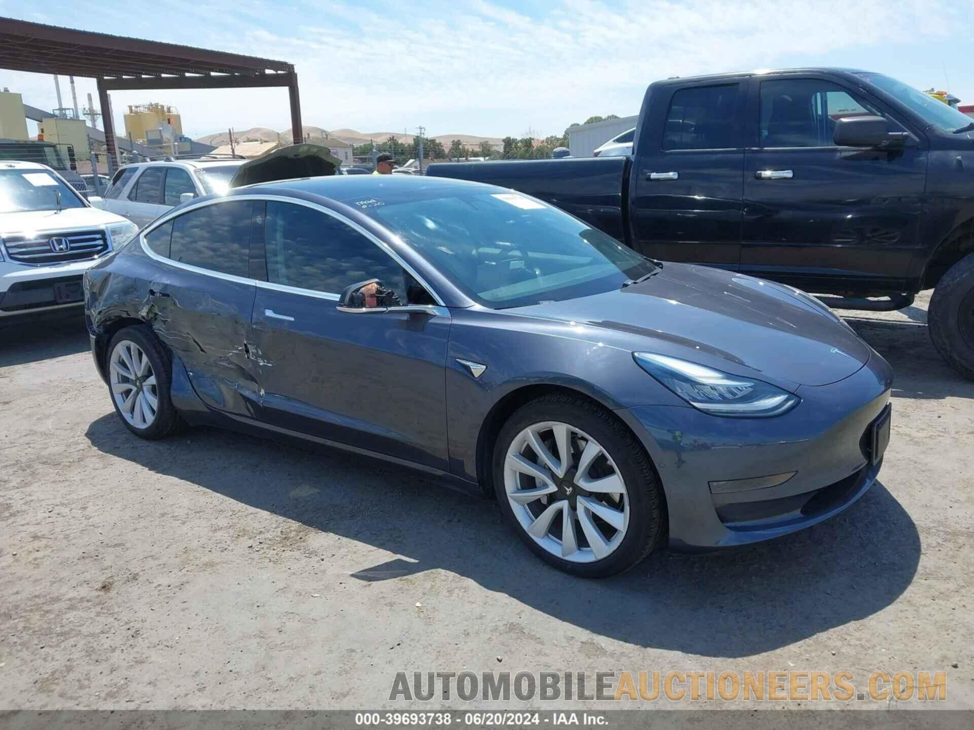 5YJ3E1EA5LF645738 TESLA MODEL 3 2020