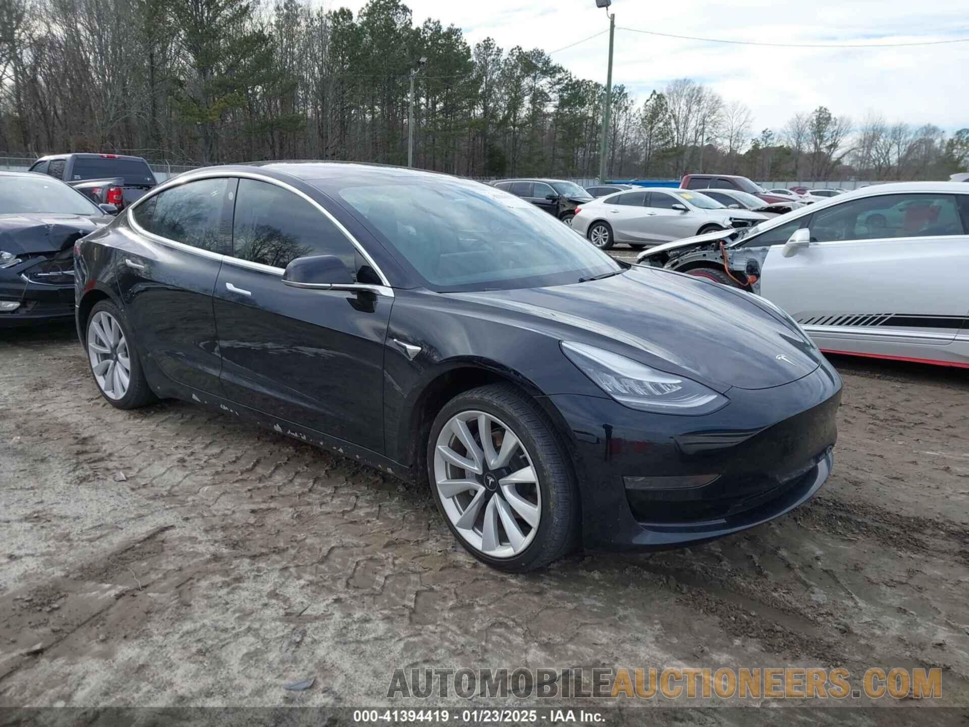 5YJ3E1EA5LF660840 TESLA MODEL 3 2020