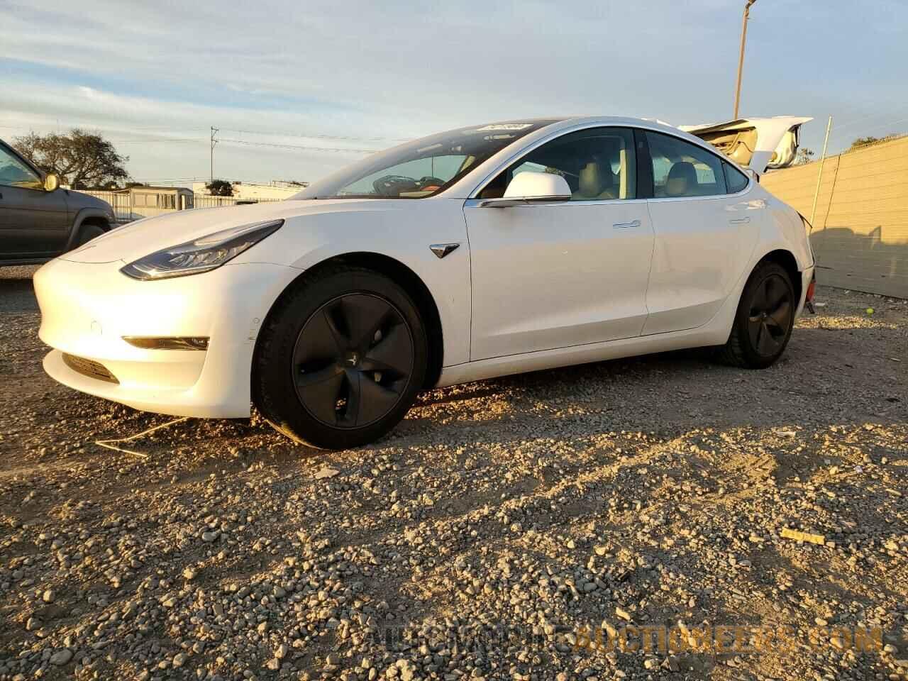 5YJ3E1EA5LF707235 TESLA MODEL 3 2020