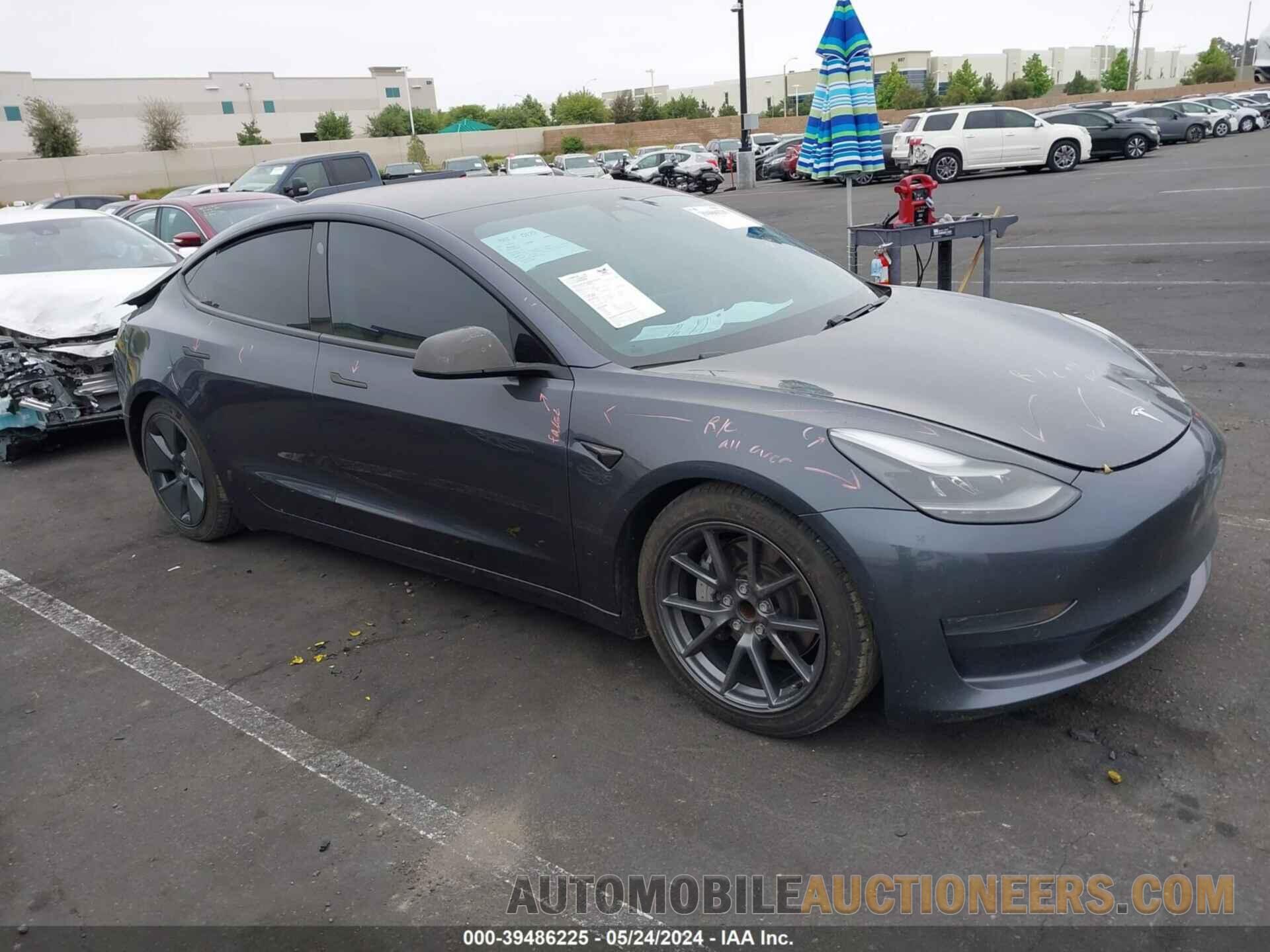 5YJ3E1EA5MF053077 TESLA MODEL 3 2021