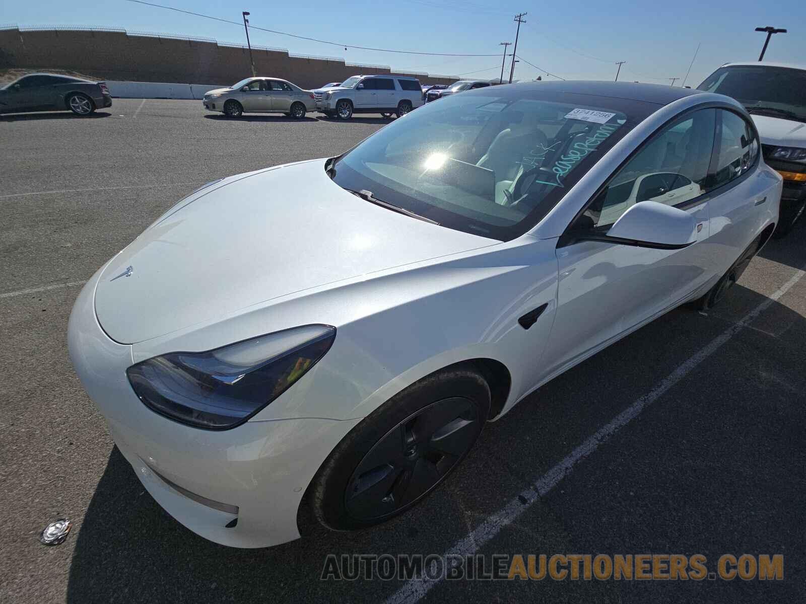 5YJ3E1EA5MF073832 Tesla Model 3 2021