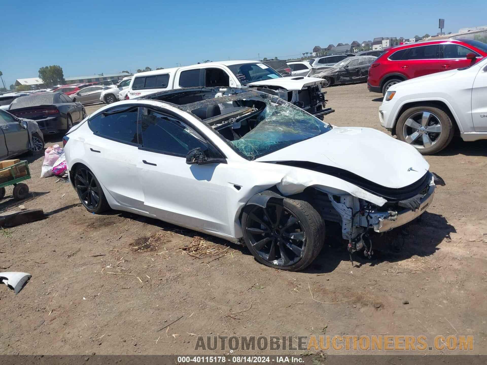 5YJ3E1EA5MF876981 TESLA MODEL 3 2021