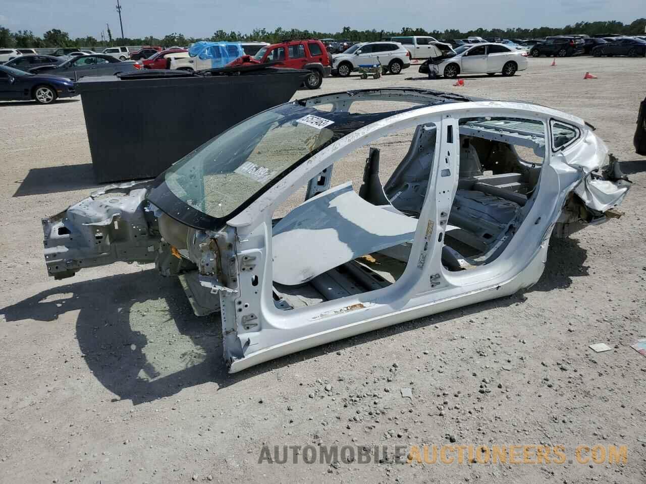 5YJ3E1EA5MF937245 TESLA MODEL 3 2021