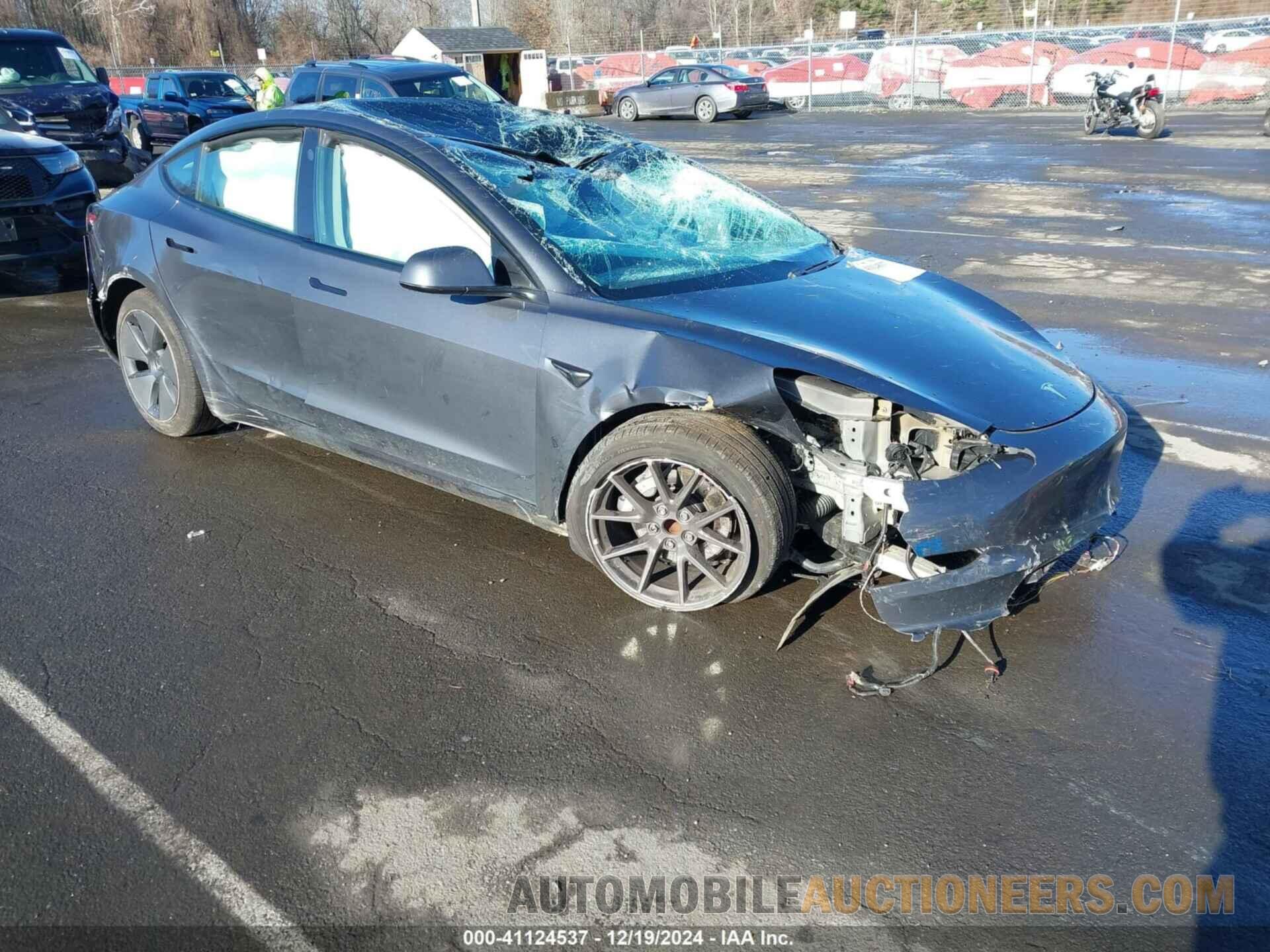 5YJ3E1EA5MF977051 TESLA MODEL 3 2021