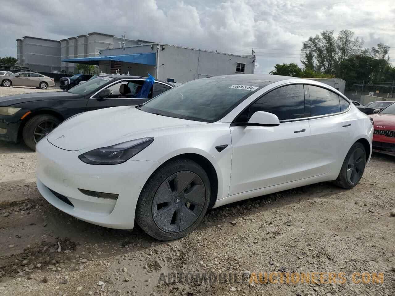 5YJ3E1EA5MF978183 TESLA MODEL 3 2021