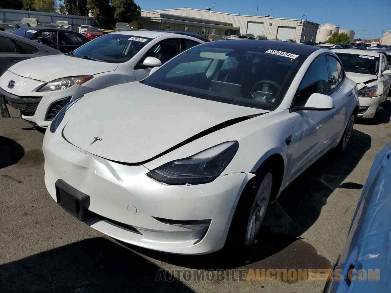 5YJ3E1EA5NF134727 TESLA MODEL 3 2022