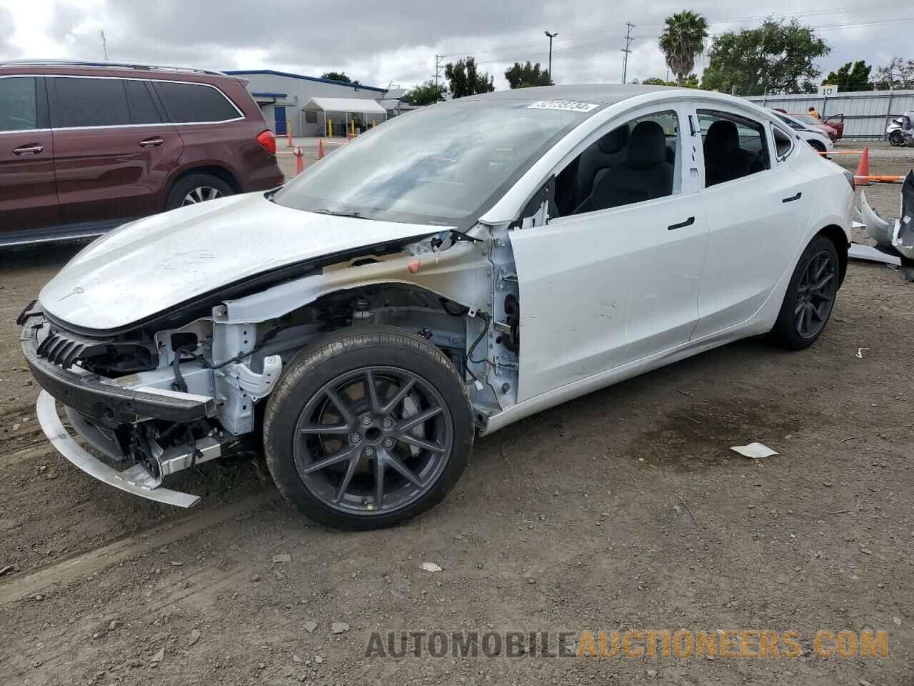 5YJ3E1EA5NF172684 TESLA MODEL 3 2022