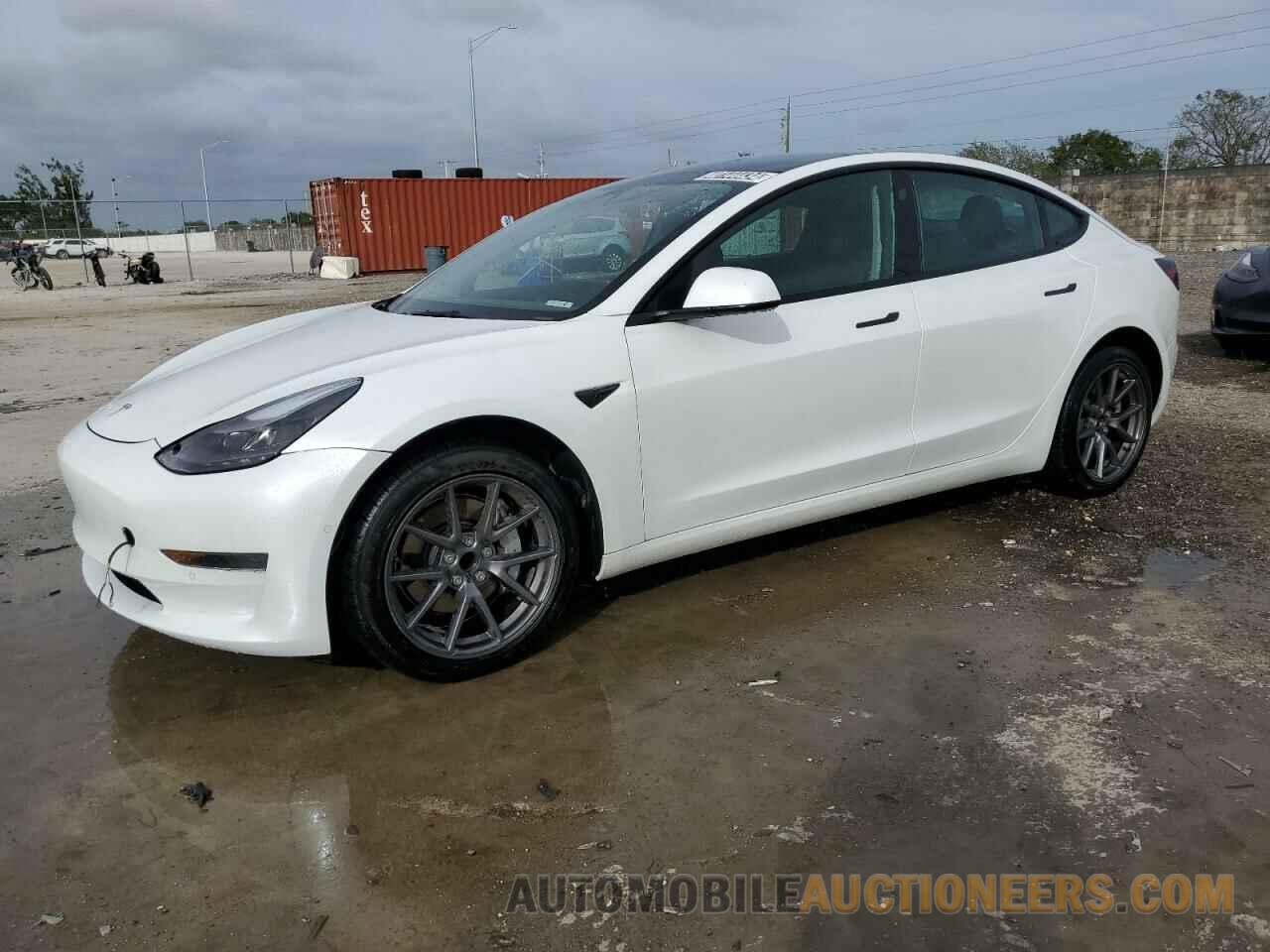 5YJ3E1EA5NF186679 TESLA MODEL 3 2022