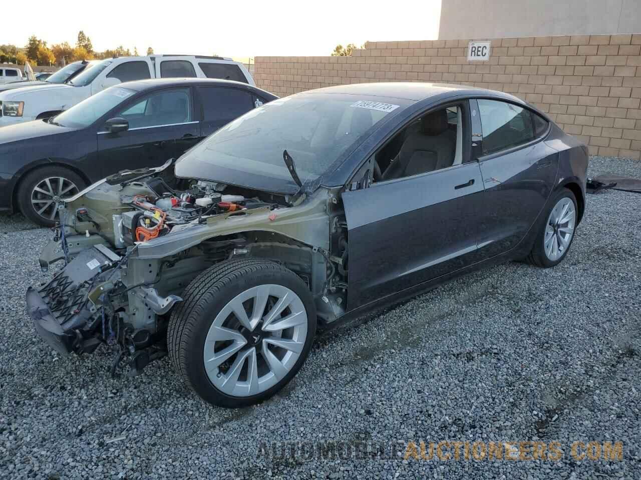 5YJ3E1EA5NF208972 TESLA MODEL 3 2022