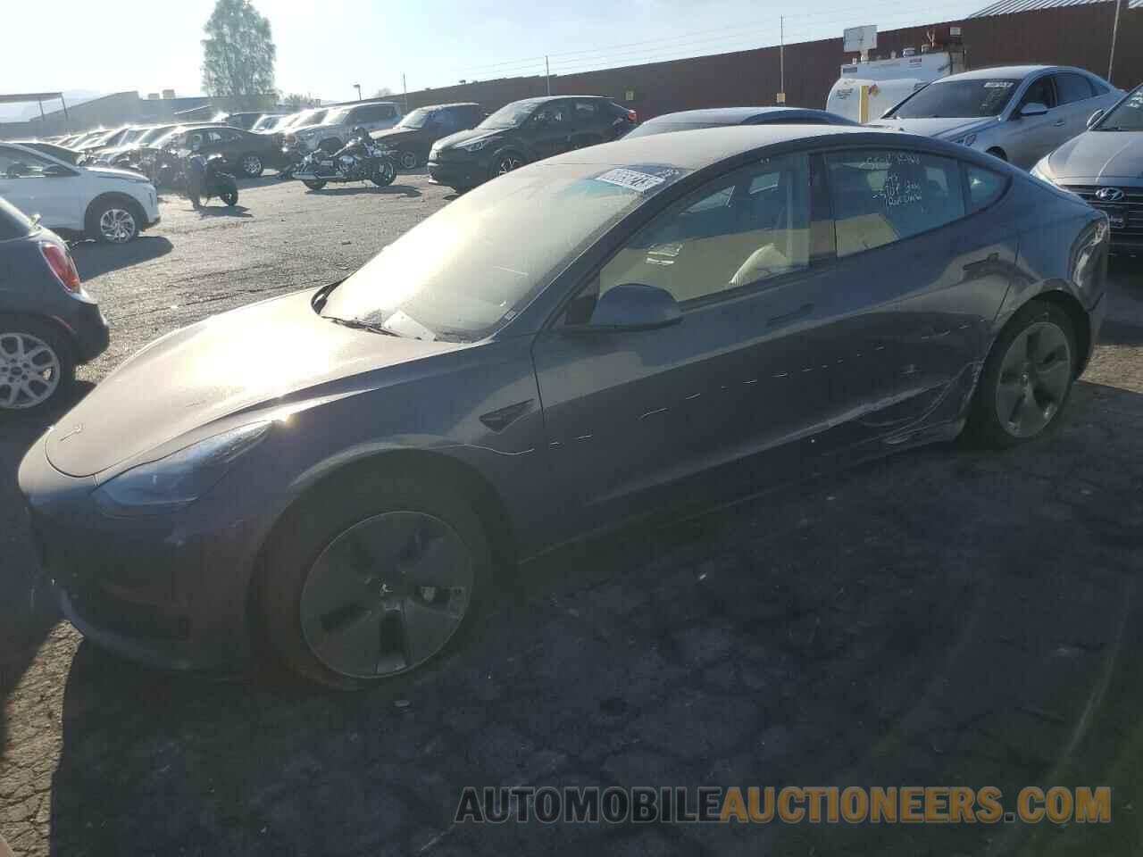 5YJ3E1EA5NF304018 TESLA MODEL 3 2022