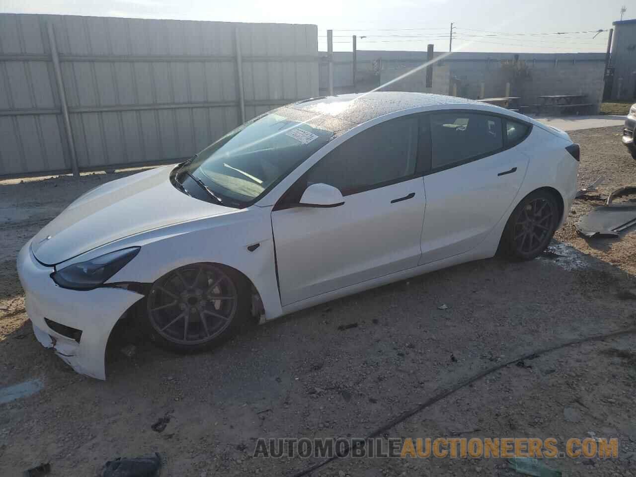 5YJ3E1EA5PF394712 TESLA MODEL 3 2023