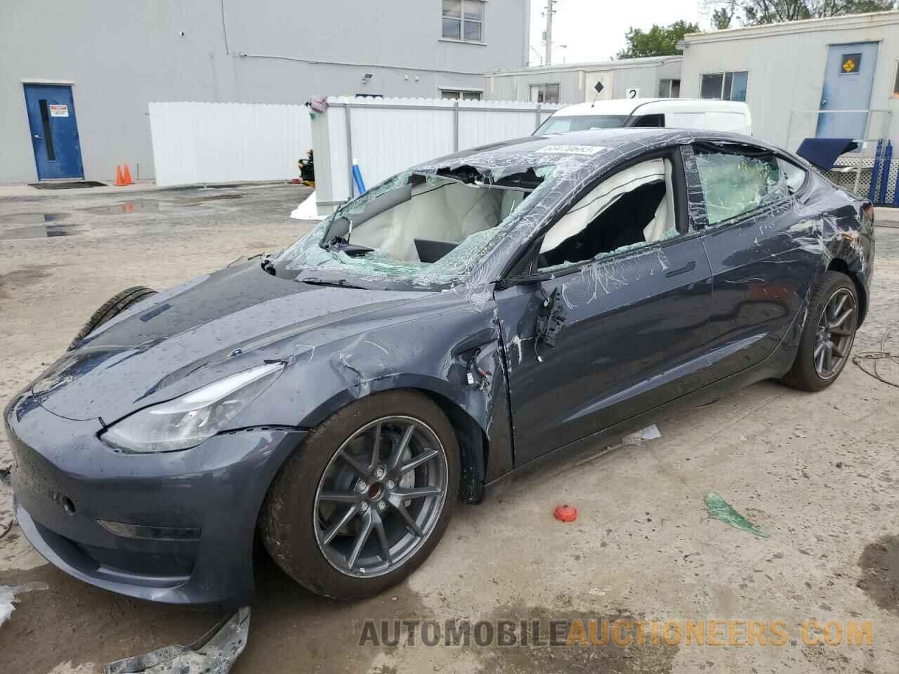 5YJ3E1EA5PF447232 TESLA MODEL 3 2023