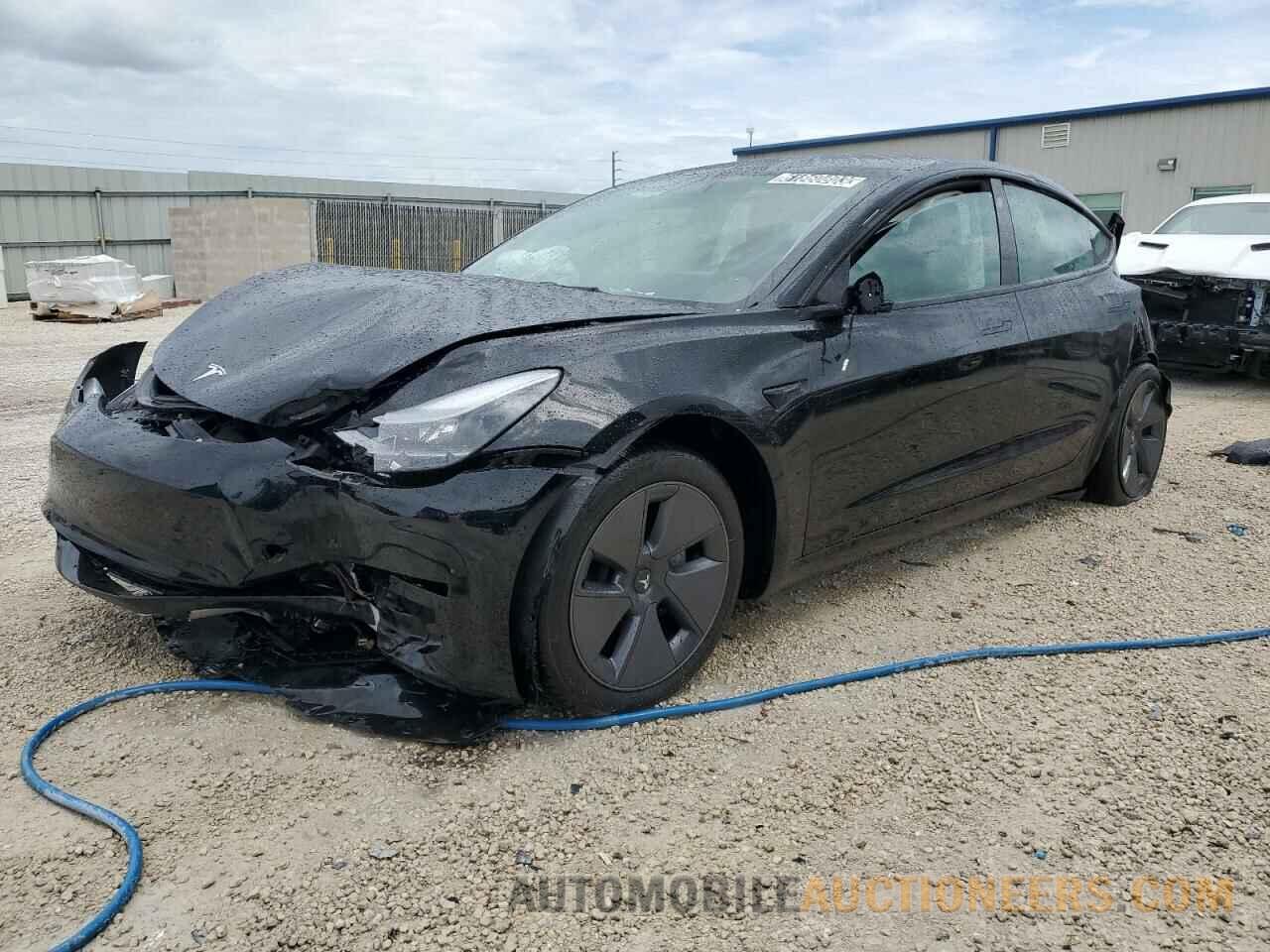 5YJ3E1EA5PF452530 TESLA MODEL 3 2023