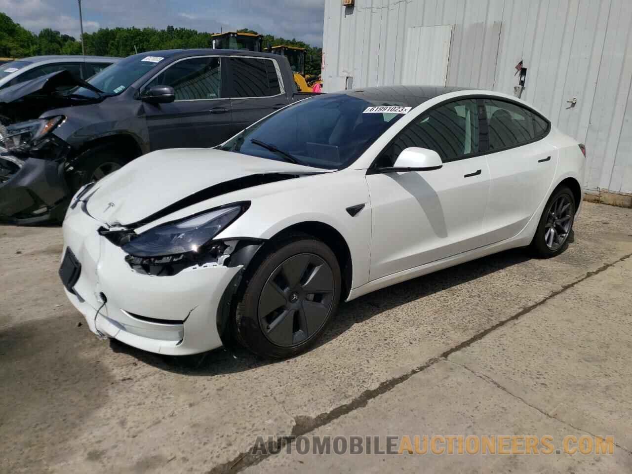 5YJ3E1EA5PF563899 TESLA MODEL 3 2023