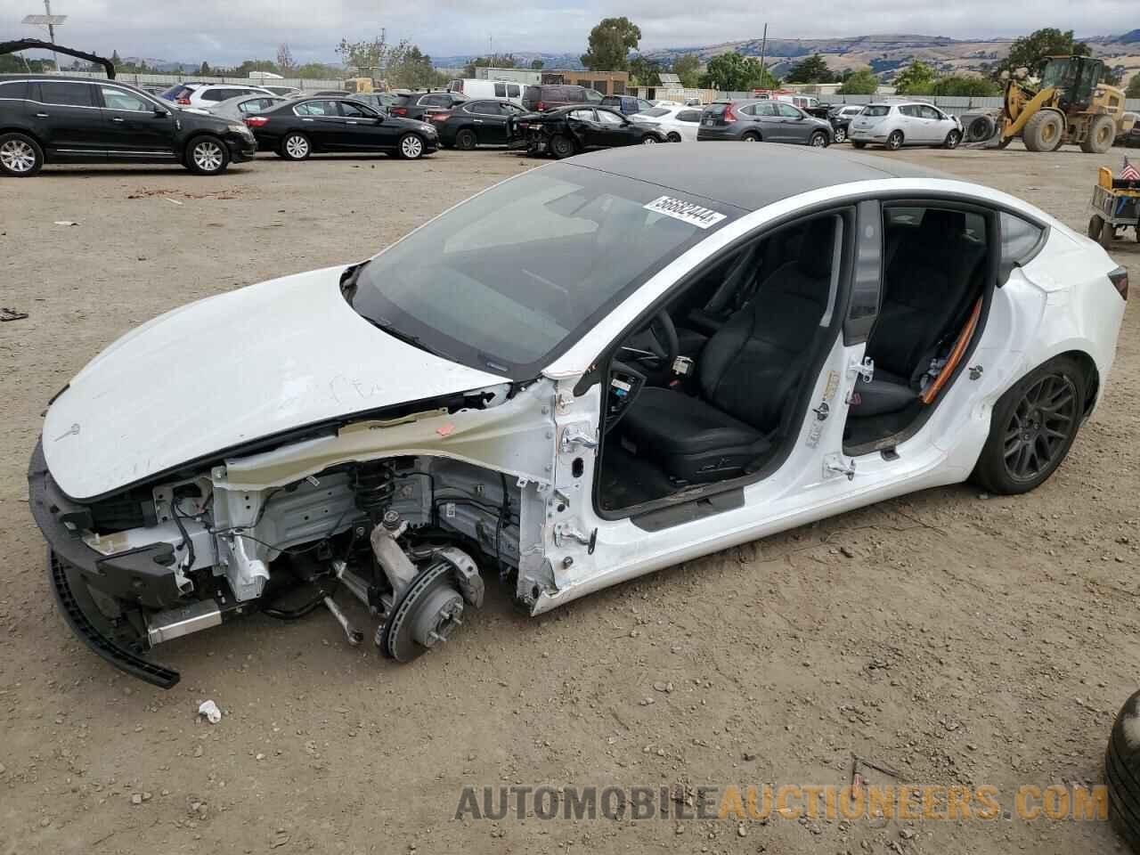 5YJ3E1EA5RF726375 TESLA MODEL 3 2024