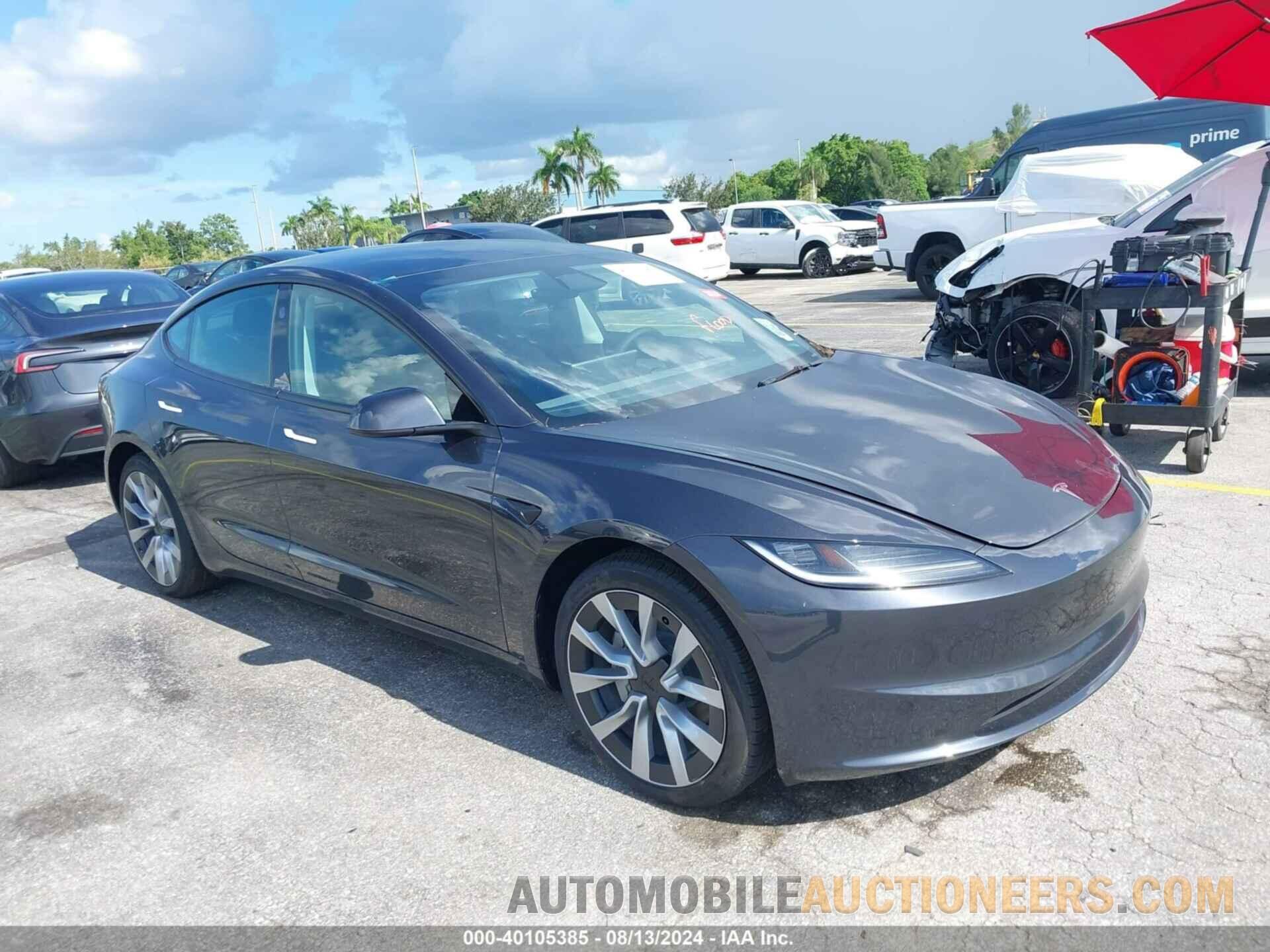 5YJ3E1EA5RF752703 TESLA MODEL 3 2024