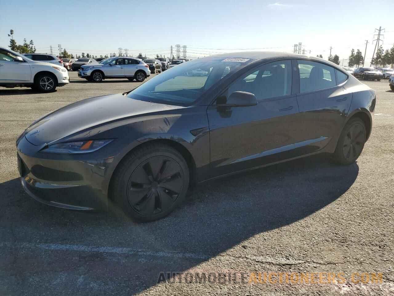 5YJ3E1EA5RF868354 TESLA MODEL 3 2024